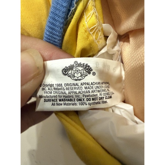 Vintage 1988 Cabbage Patch Kids Doll Blonde Blue Eyes Weebok Shoes Hasbro Outfit - Picture 6 of 7